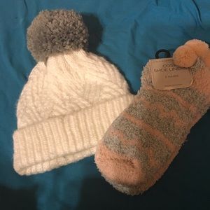 White Knit Beanie with Big Gray Pom Pom🧶☃️